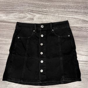 American eagle black jean skirt